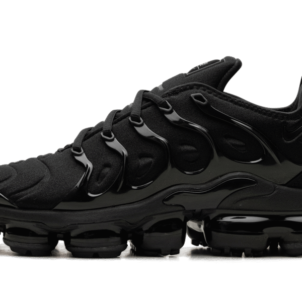 Air Vapormax Plus "Triple Black"