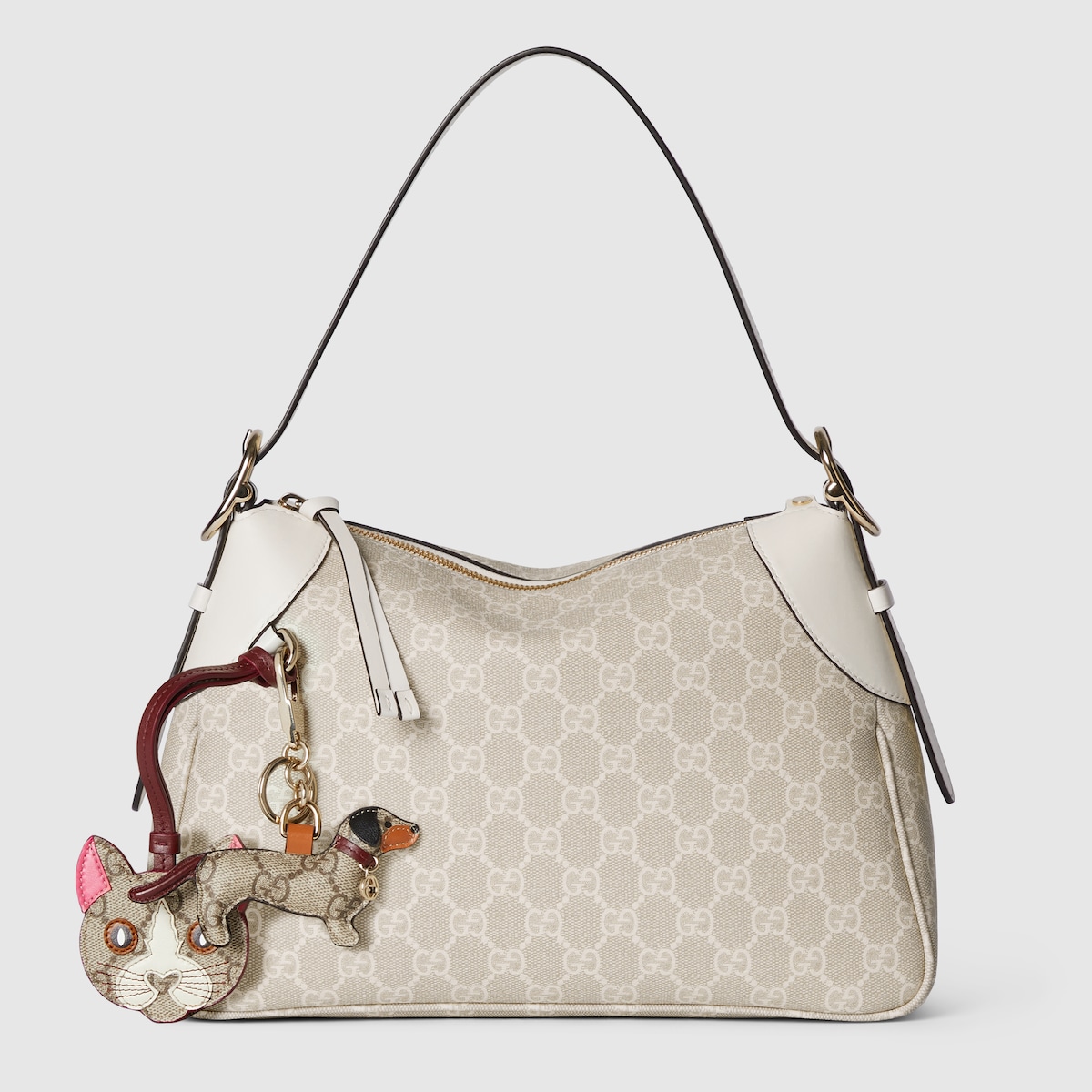 815216_FAD6L_9641_008_100_0000_Light-GG-Emblem-medium-shoulder-bag