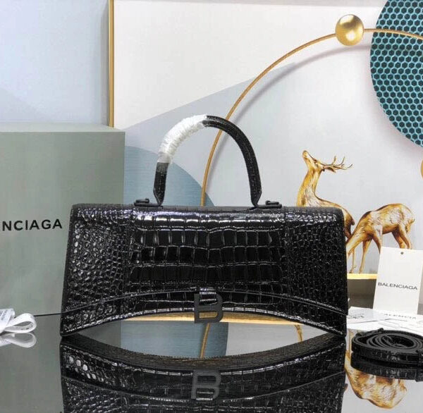 Balenciaga Handbag Model: DG-1007 Size: 6*15*35cm