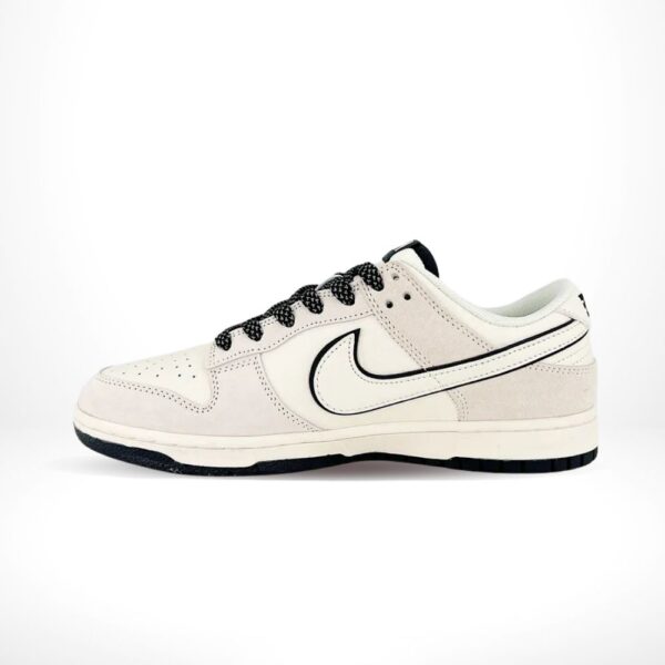Nike Dunk Low X Supreme Beige Grey Black