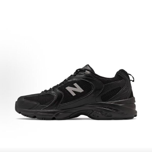 New Balance 530 Unisex Retro Trainers Black with Silver Logo MR530BK