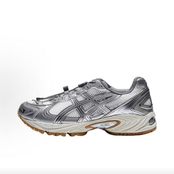 Asics GEL‑KAHANA TR V4 Silver White Gum Sole Y2K Outdoor Running Trainers